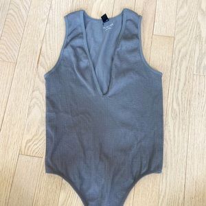 Garage low cut gray body suit